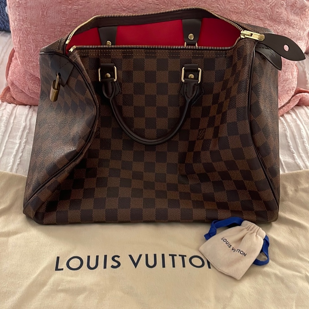 Authentic Louis Vuitton Speedy 35
